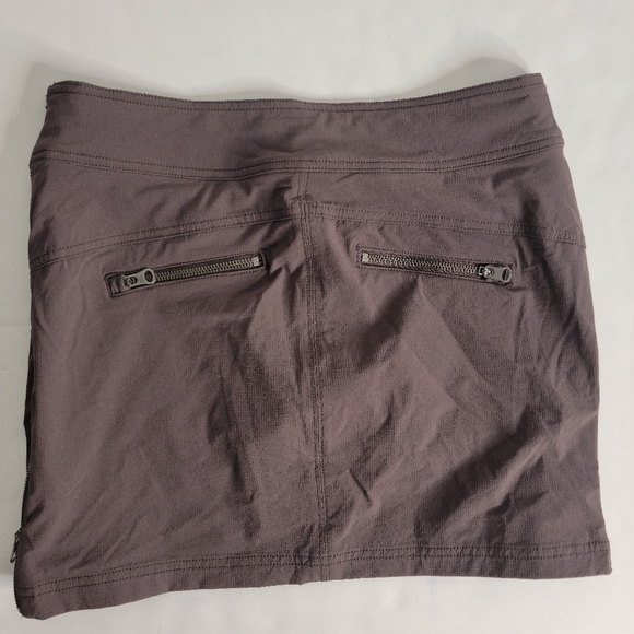 Athleta Sz 2 Jenner Skirt Skort  Pockets Side Zips Gray Purple 983363 - Picture 8 of 8